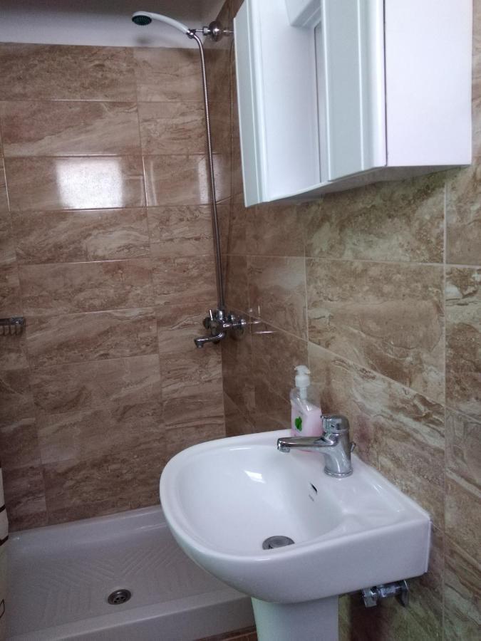 Koka Roka Rooms กาลัมปากา ภายนอก รูปภาพ